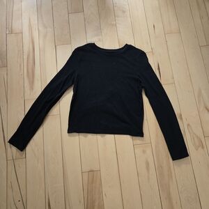 GAP Black Long Sleeve Crop T-Shirt